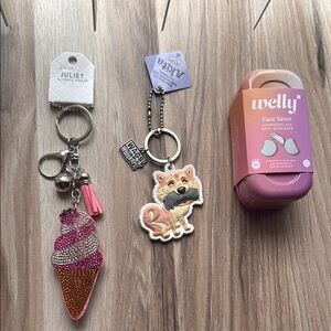 Well Face Saver 36pc & Ice Cream and Cat Keychain Set